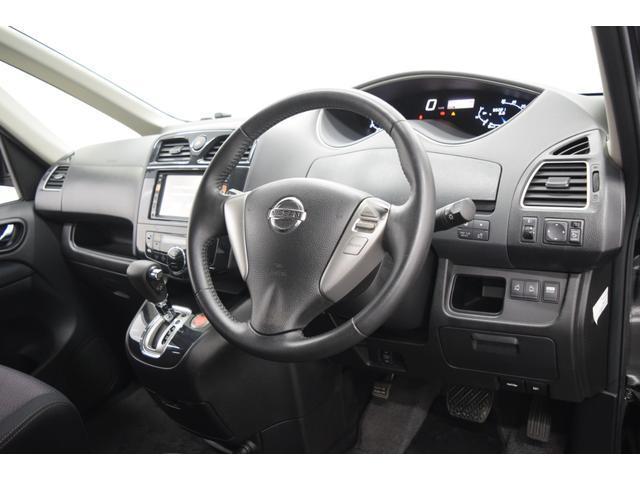 Nissan SERENA 2013-02 7814604-16