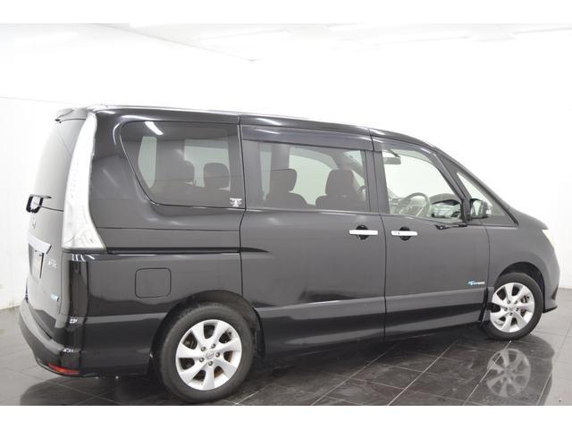 Nissan SERENA 2013-02 7814604-8