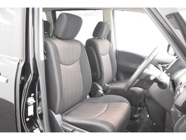 Nissan SERENA 2016-02 7814609-17