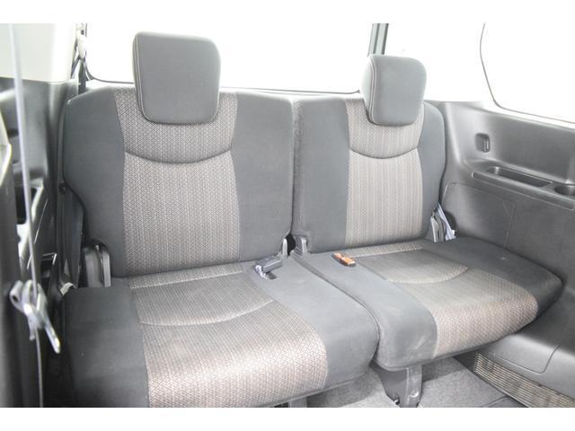 Nissan SERENA 2016-02 7814609-19
