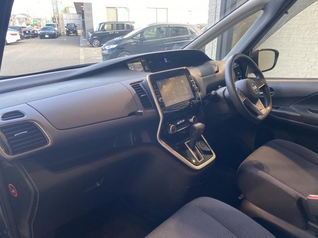 Nissan SERENA 2018-02 7814632-16