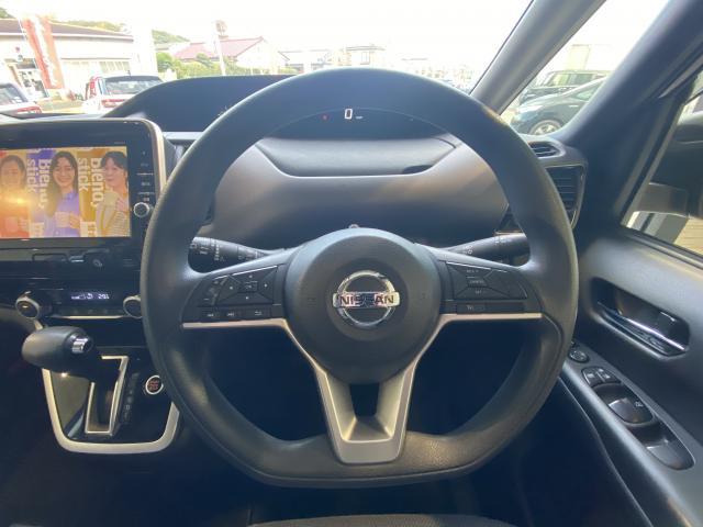 Nissan SERENA 2018-02 7814632-3
