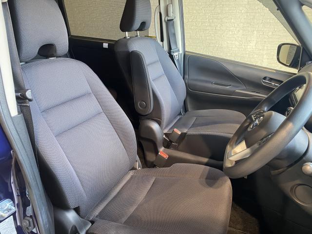Nissan SERENA 2018-02 7814632-6
