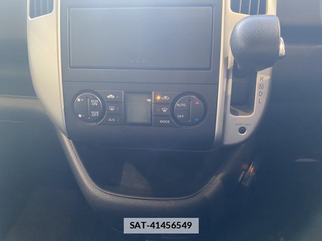 Nissan SERENA 2009-07 7814639-10