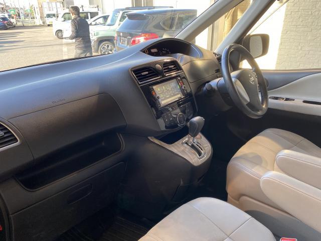 Nissan SERENA 2014-01 7814642-13