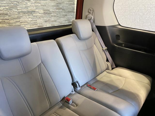Nissan SERENA 2014-01 7814642-18
