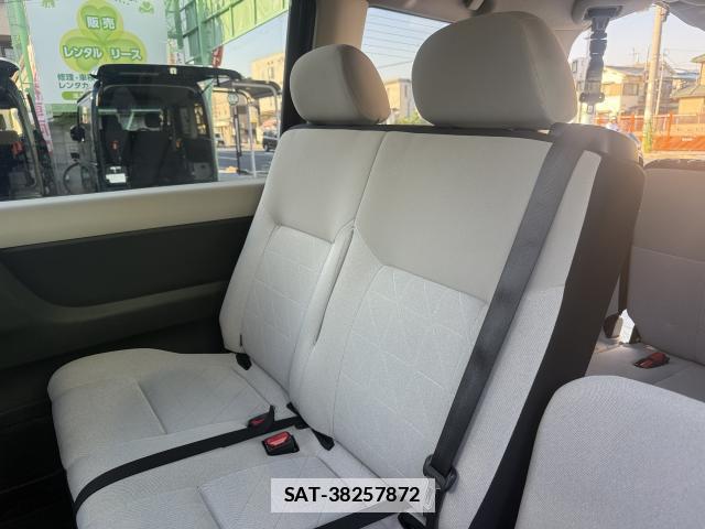 Nissan SERENA 2023-07 7815318-17