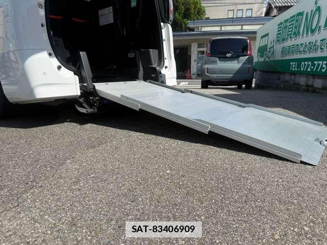 Nissan SERENA 2021-03 7815321-9