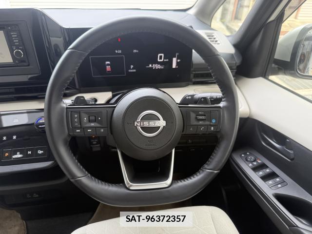 Nissan SERENA 2024-06 7815329-12