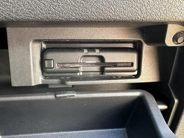 Nissan SERENA 2021-10 7815651-10