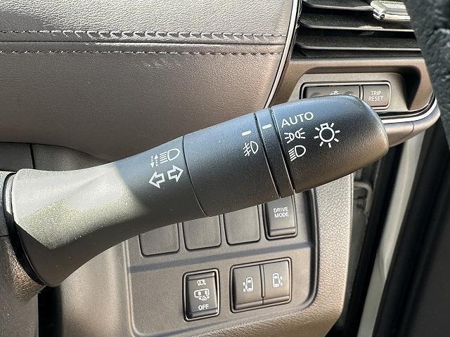 Nissan SERENA 2021-10 7815651-12