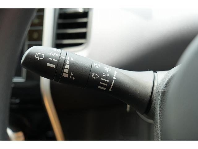 Nissan SERENA 2019-09 7815783-18
