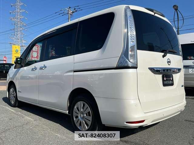 Nissan SERENA 2016-02 7815905-9
