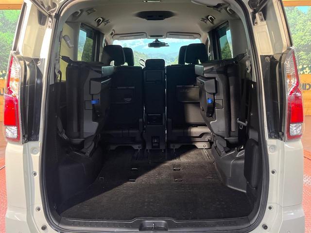 Nissan SERENA 2017-03 7816240-10