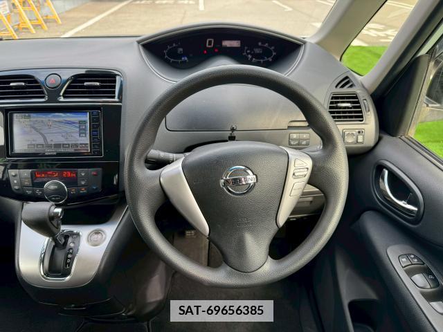 Nissan SERENA 2014-05 7816462-12