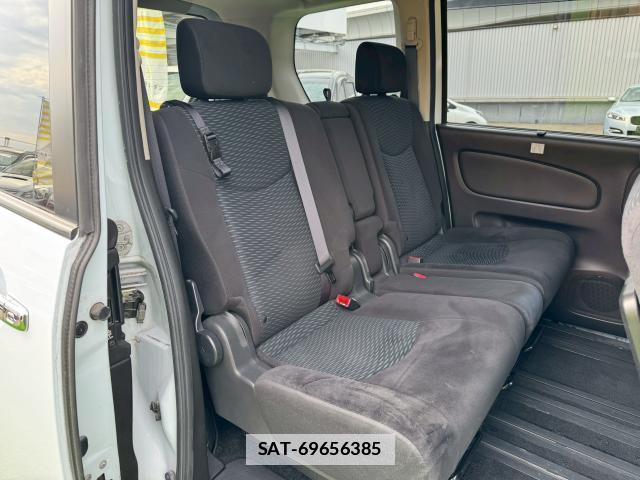 Nissan SERENA 2014-05 7816462-5