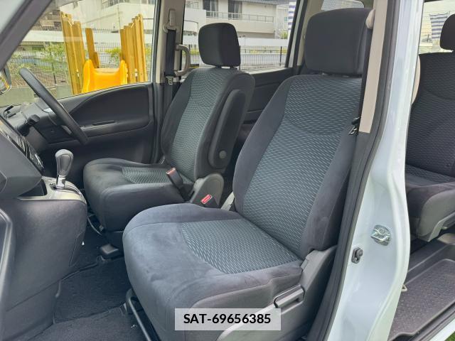 Nissan SERENA 2014-05 7816462-9