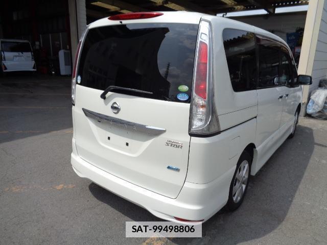 Nissan SERENA 2011-09 7817150-1