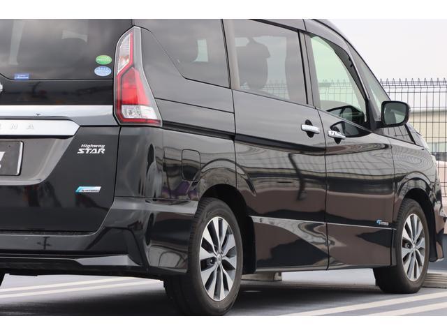 Nissan SERENA 2017-01 7817445-15