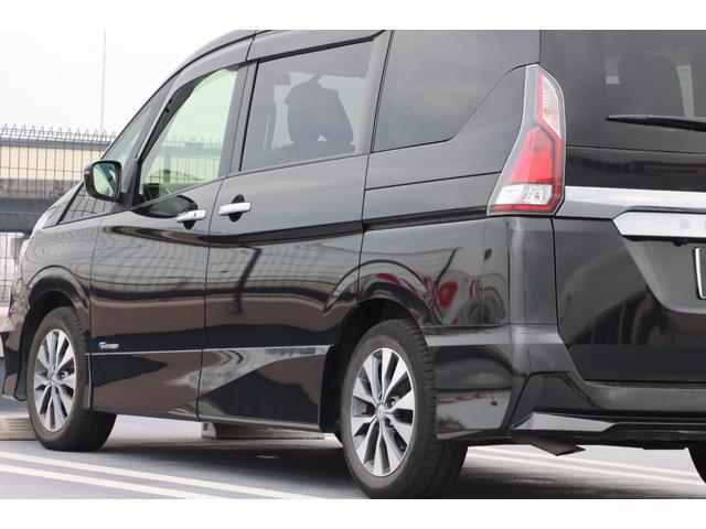 Nissan SERENA 2017-01 7817445-18