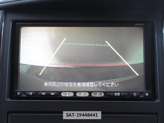 Nissan SERENA 2010-03 7818110-1