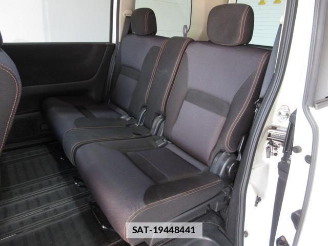 Nissan SERENA 2010-03 7818110-16