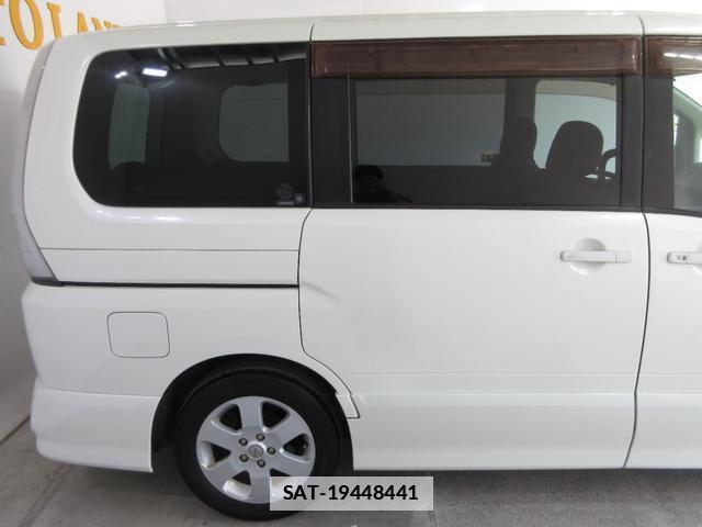Nissan SERENA 2010-03 7818110-9