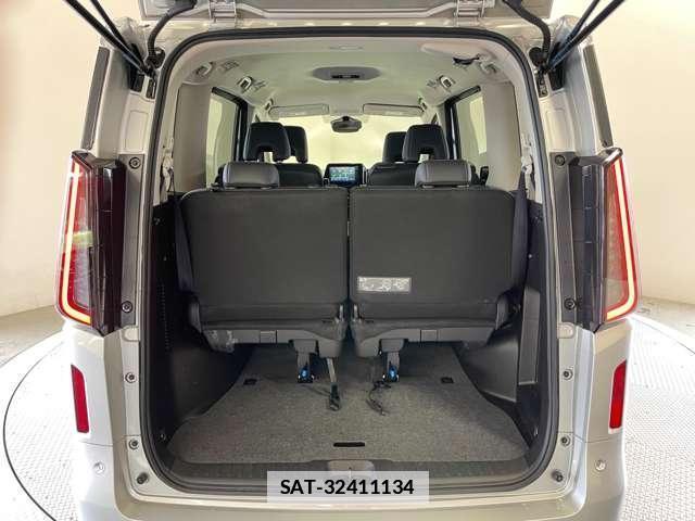 Nissan SERENA 2023-08 7818377-16