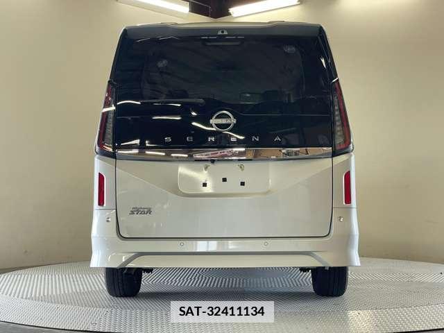 Nissan SERENA 2023-08 7818377-18