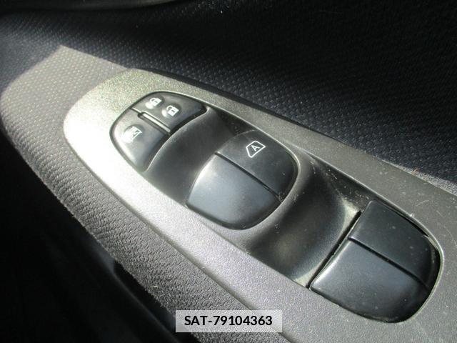 Nissan SERENA 2011-07 7818581-15