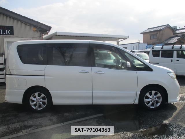 Nissan SERENA 2011-07 7818581-3