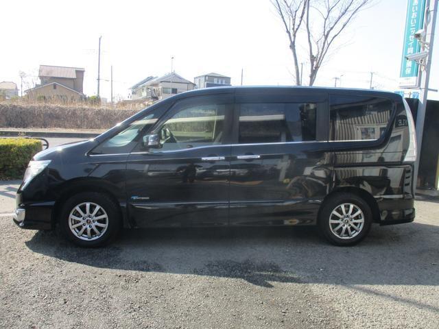 Nissan SERENA 2015-04 7818590-1