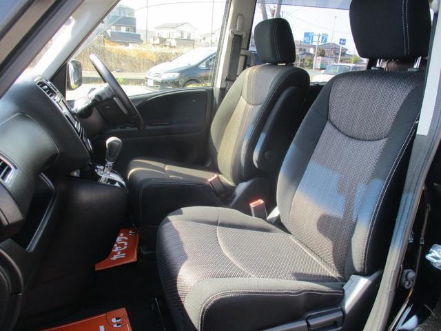 Nissan SERENA 2015-04 7818590-5