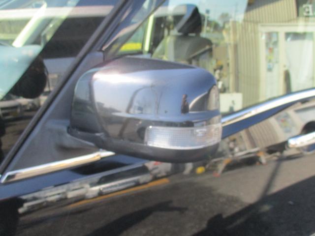 Nissan SERENA 2015-04 7818590-7