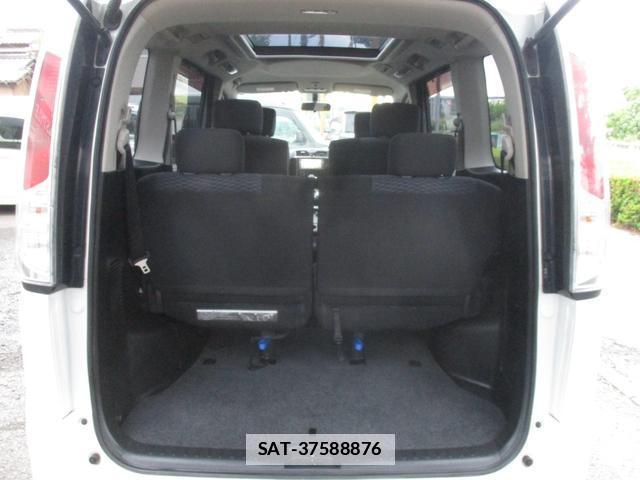 Nissan SERENA 2011-01 7818602-11