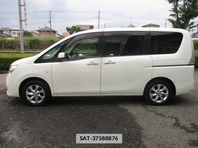 Nissan SERENA 2011-01 7818602-5