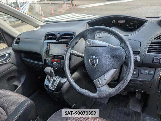 Nissan SERENA 2016-07 7819052-2