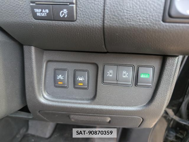 Nissan SERENA 2016-07 7819052-4