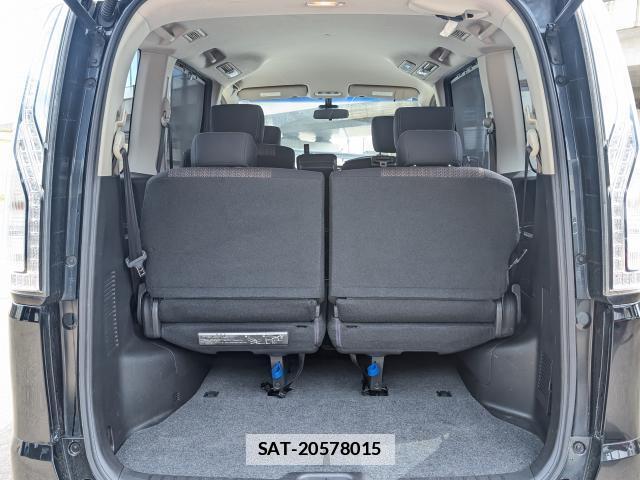 Nissan SERENA 2014-06 7819071-17