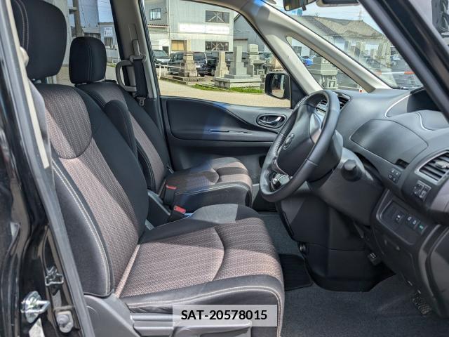 Nissan SERENA 2014-06 7819071-5