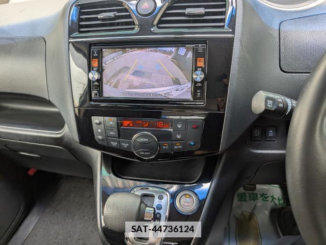 Nissan SERENA 2014-11 7819082-4
