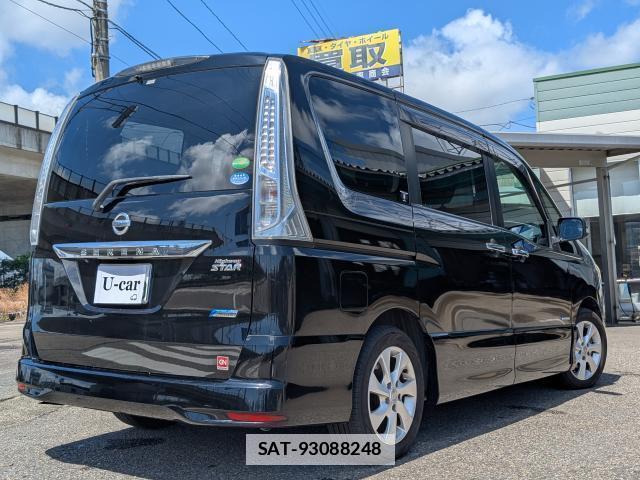 Nissan SERENA 2012-08 7819086-13