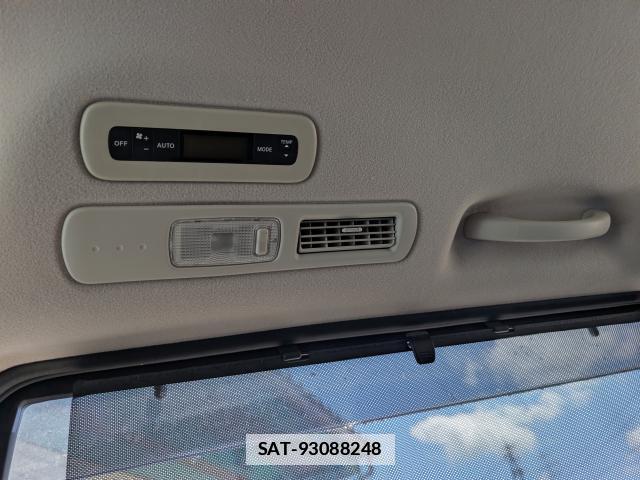 Nissan SERENA 2012-08 7819086-16