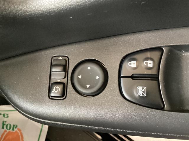 Nissan SERENA 2022-10 7819480-10