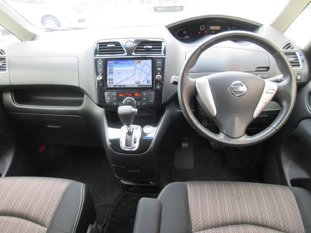 Nissan SERENA 2014-02 7819531-13