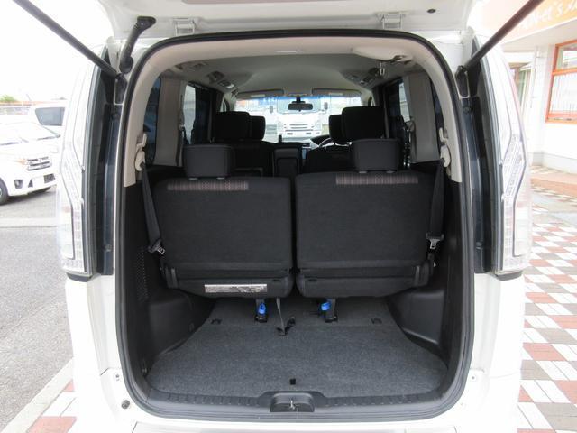 Nissan SERENA 2014-02 7819531-6
