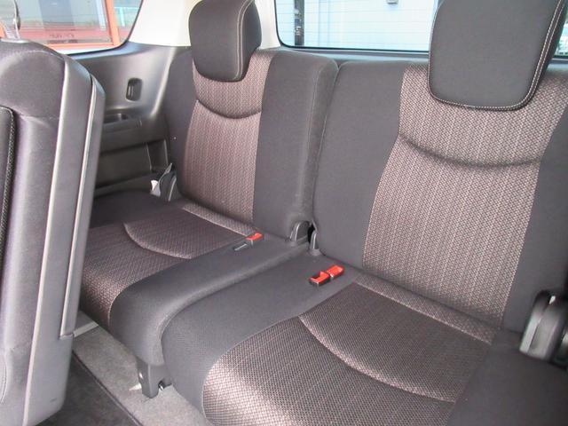 Nissan SERENA 2014-02 7819531-9