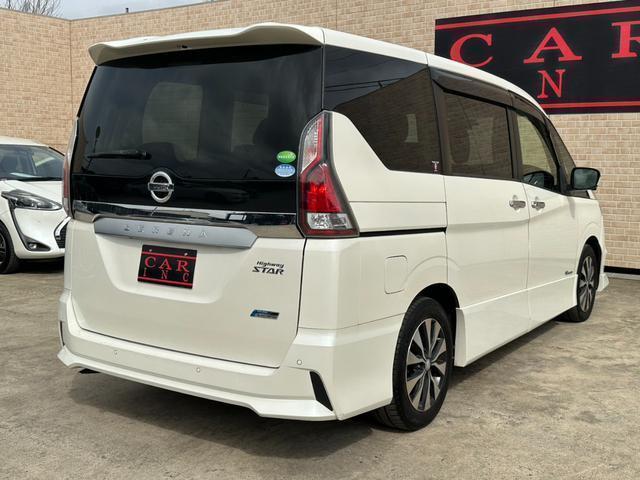 Nissan SERENA 2017-07 7819736-2