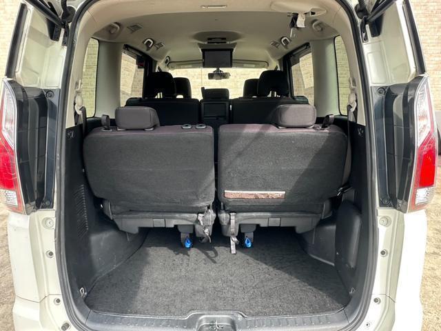 Nissan SERENA 2017-07 7819736-9