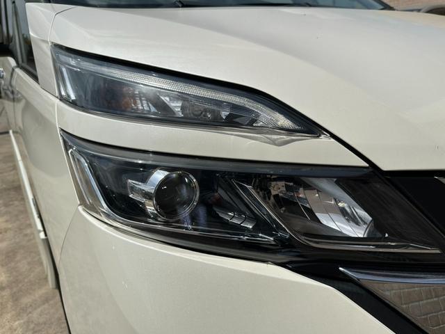 Nissan SERENA 2017-03 7819758-16